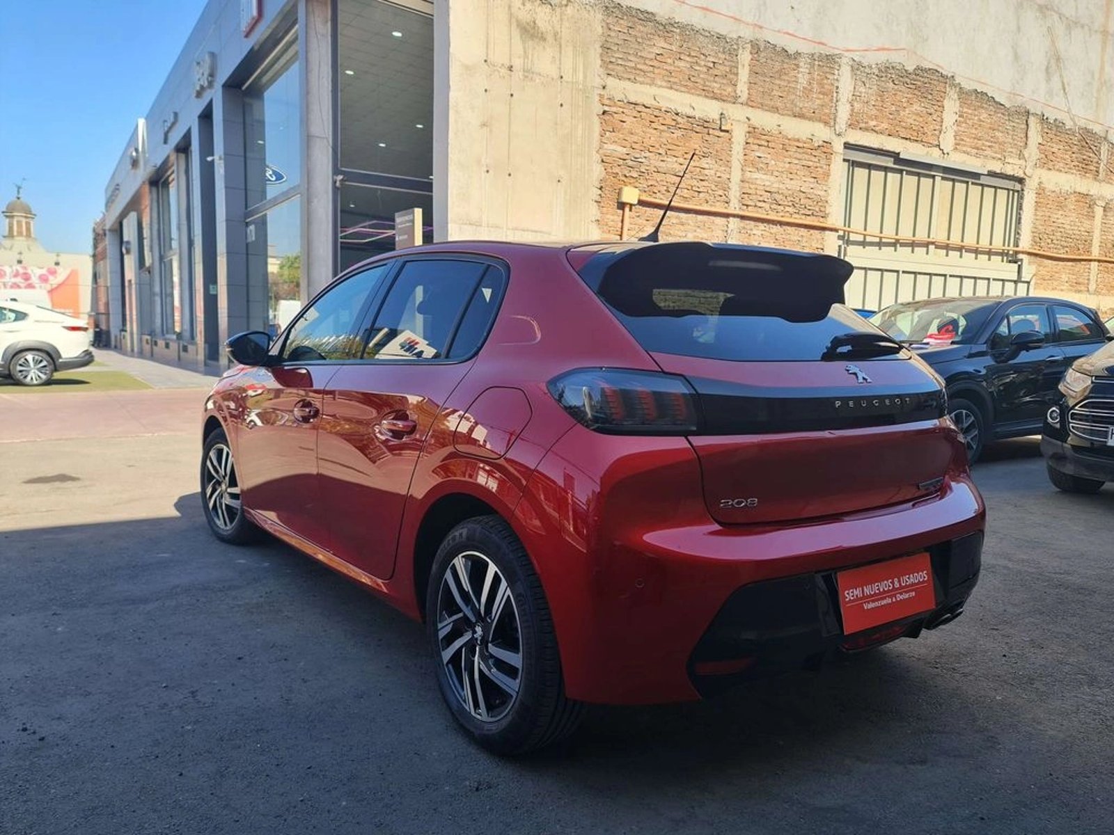 PEUGEOT 208 Allure Pack Puretech 130 EAT8 2024 - Imagen 6 de 20