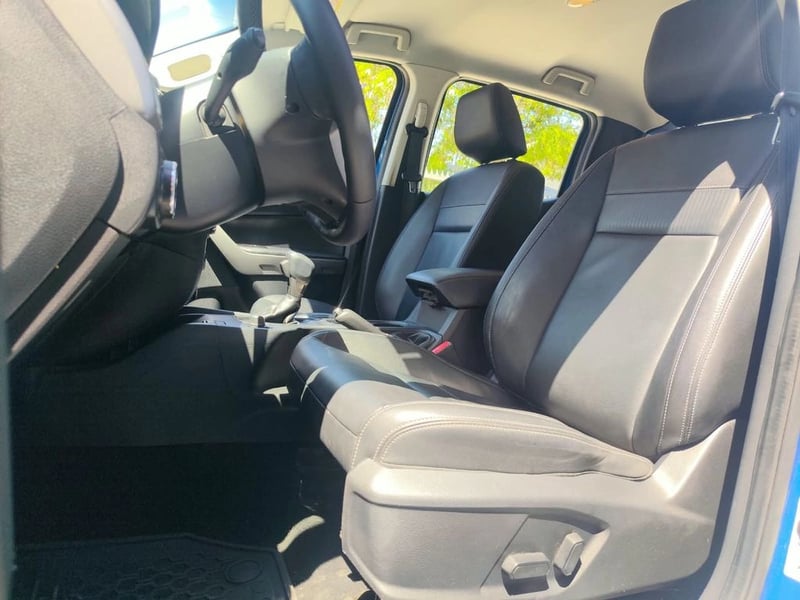 Ford RANGER Limited 4x4 3.2L 2023 - Imagen 9 de 16