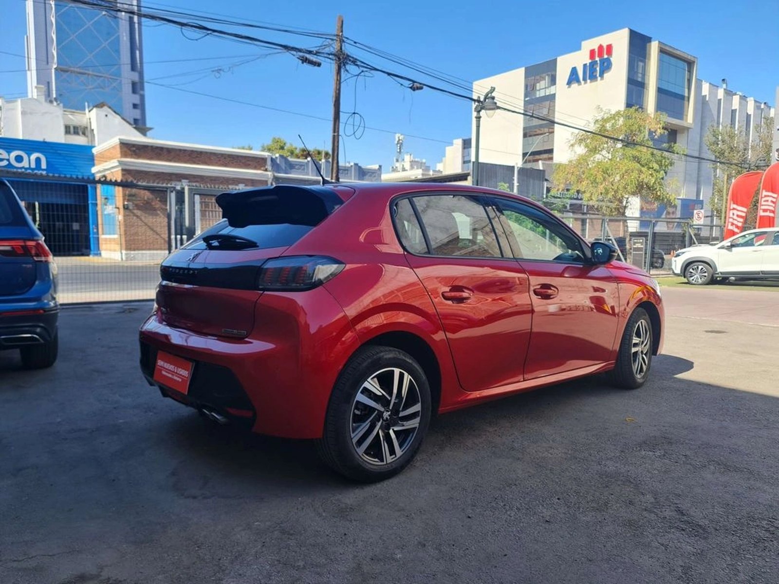 PEUGEOT 208 Allure Pack Puretech 130 EAT8 2024 - Imagen 8 de 20