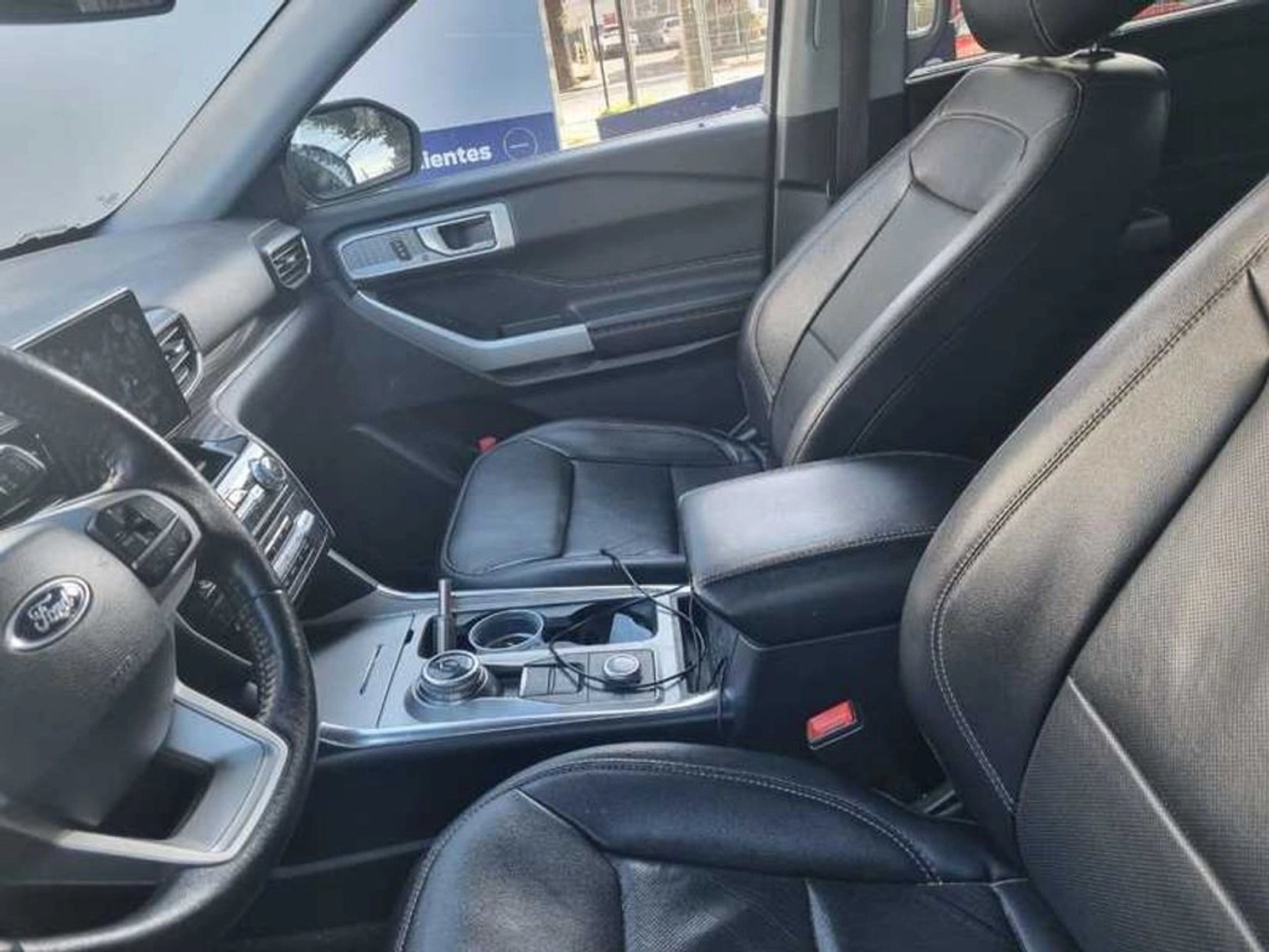 FORD EXPLORER Limited Ecoboost 2.3L 4x4 2022 - Foto 5 de 6