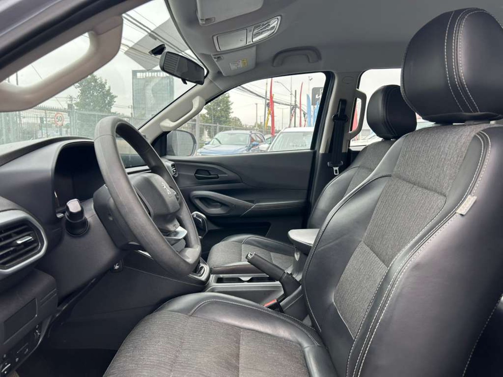 PEUGEOT LANDTREK Action4 BlueHDi 180 4x4 MT 2022 - Imagen 10 de 18