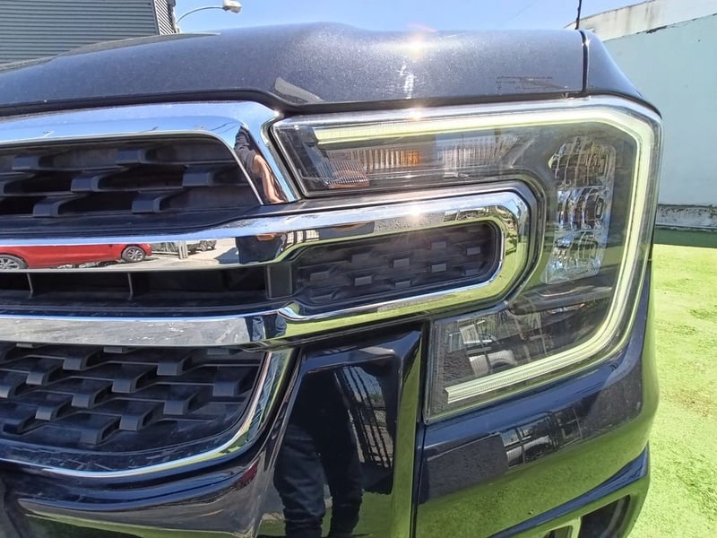 Ford RANGER Limited 4x4 3.0L AT 2024 - Imagen 8 de 17