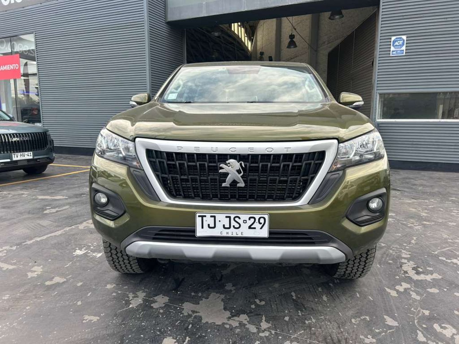 Peugeot LANDTREK Active BlueHDi 180 4x4 AT 2024 - Foto 2 de 13