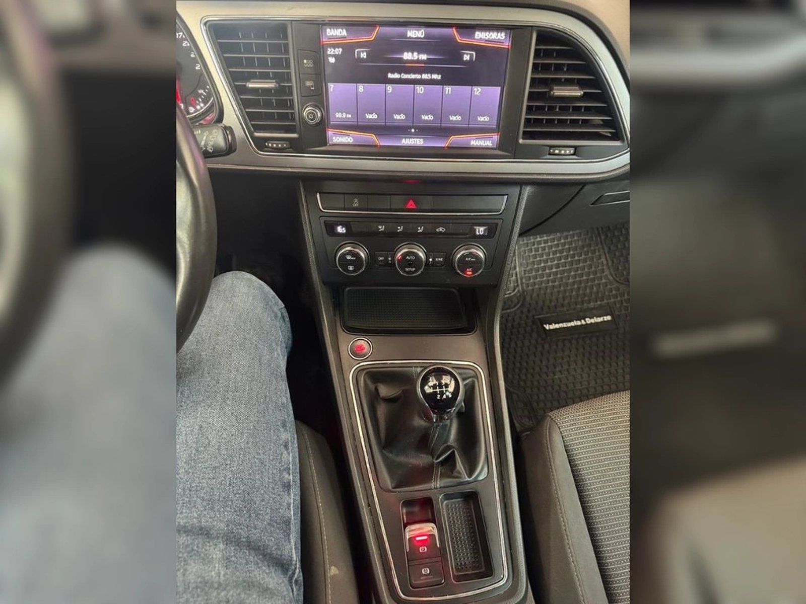 SEAT LEON Style 2021 - Imagen 11 de 17