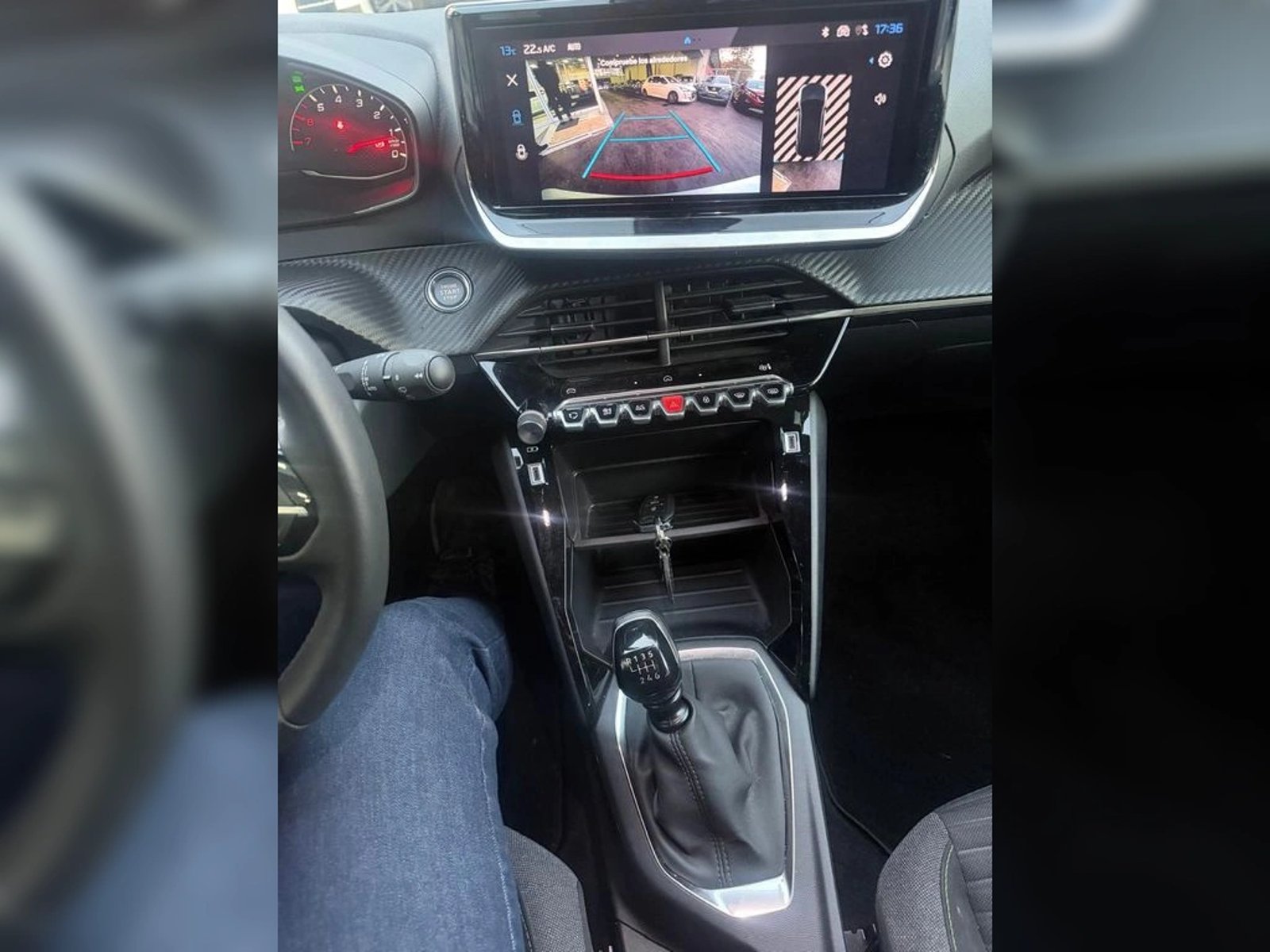 Peugeot 2008 Active Pack Puretech 130 2024 - Imagen 13 de 13