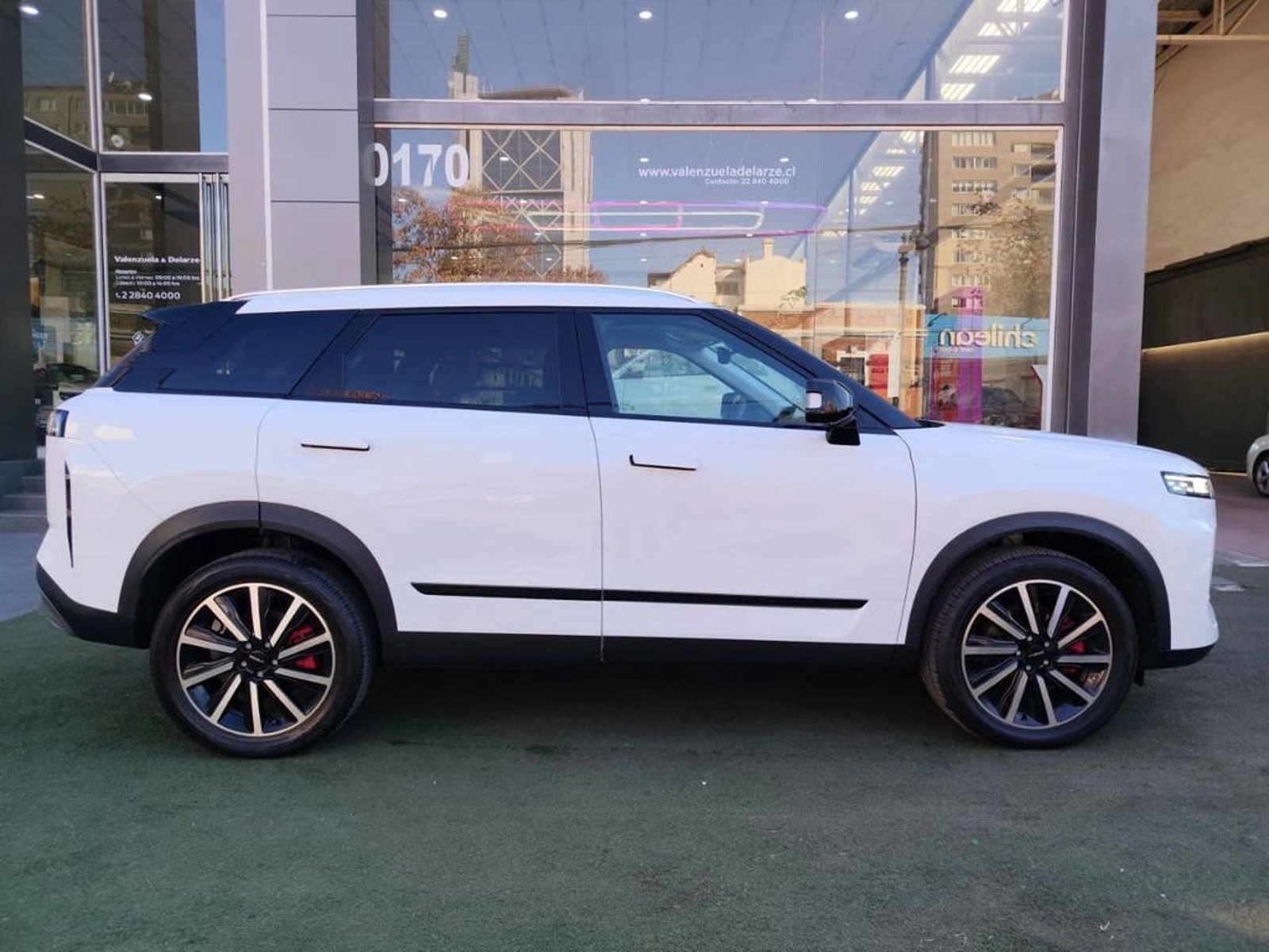 Jaecoo 7 SUMMIT 1.6TGDI DCT-7 AWD 2025 - Foto 4 de 20