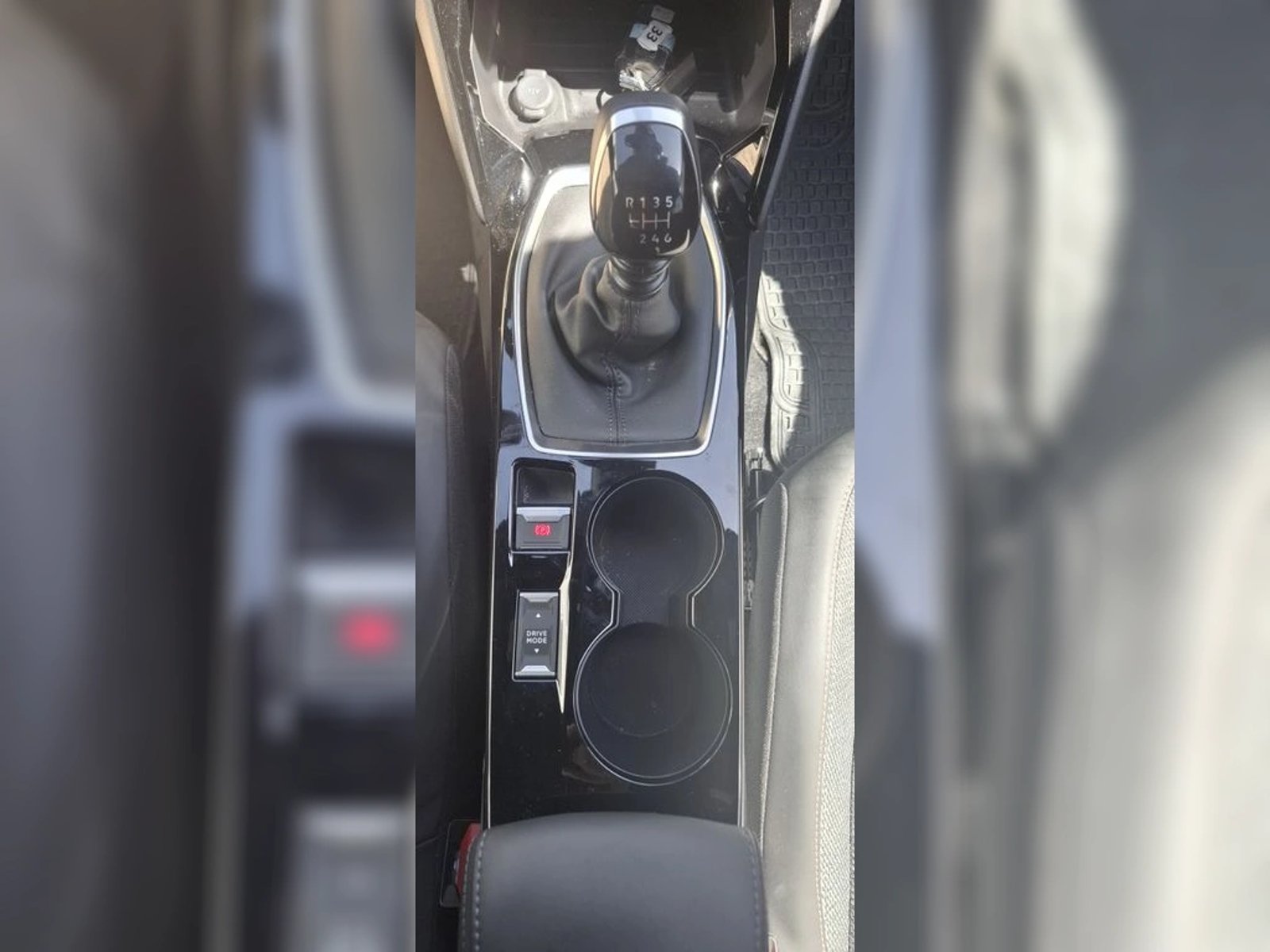 PEUGEOT 2008 MCA Allure Pack Puretech 130 2025 - Imagen 7 de 16