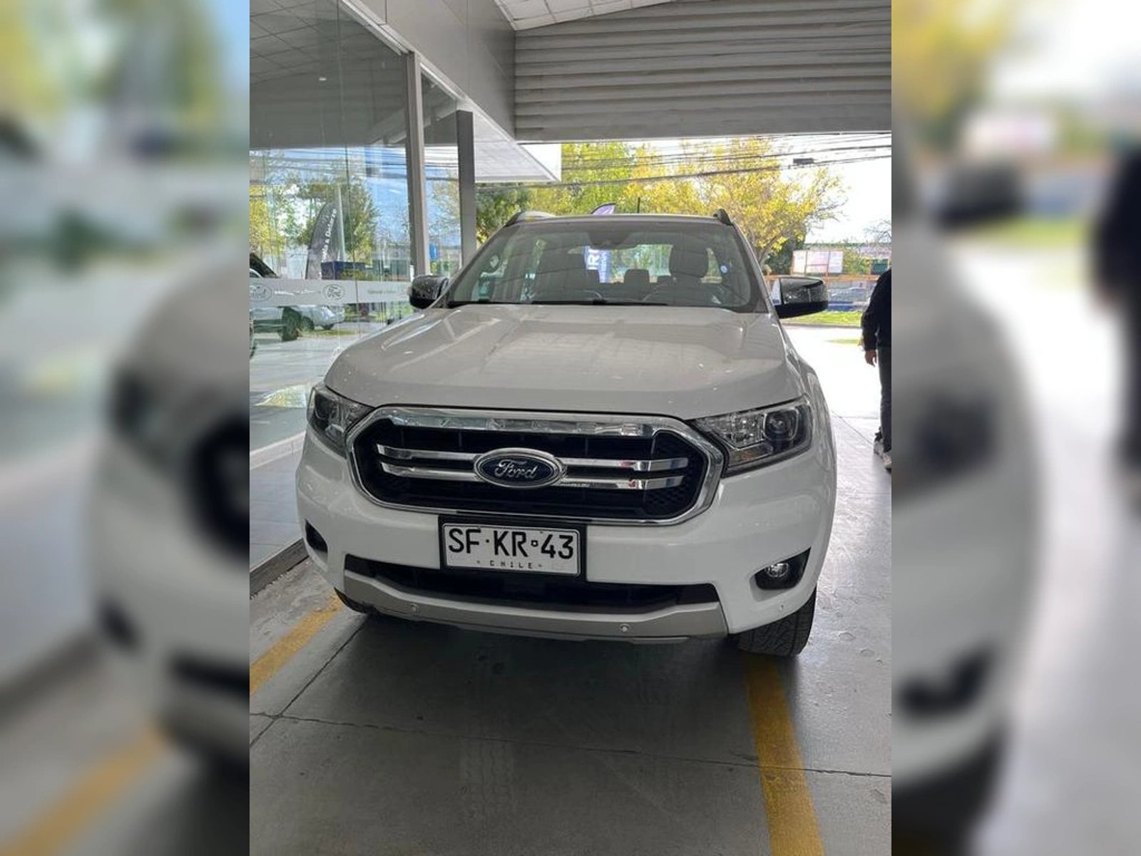 Ford RANGER XLT 4X4 3.2L AT 2023 - Foto 4 de 5