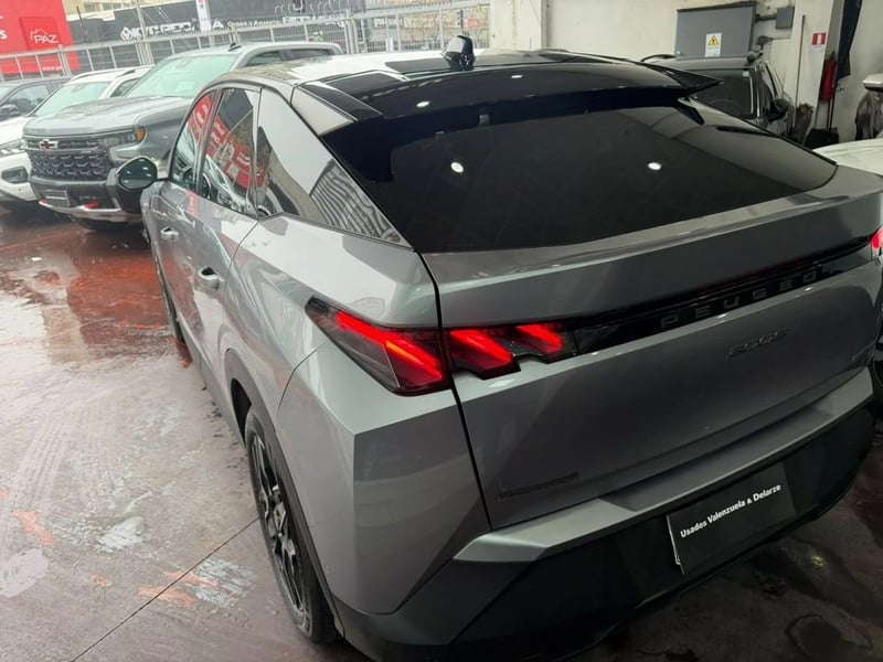 Peugeot 3008 GT 1.2 AUT 2025 - Imagen 5 de 11