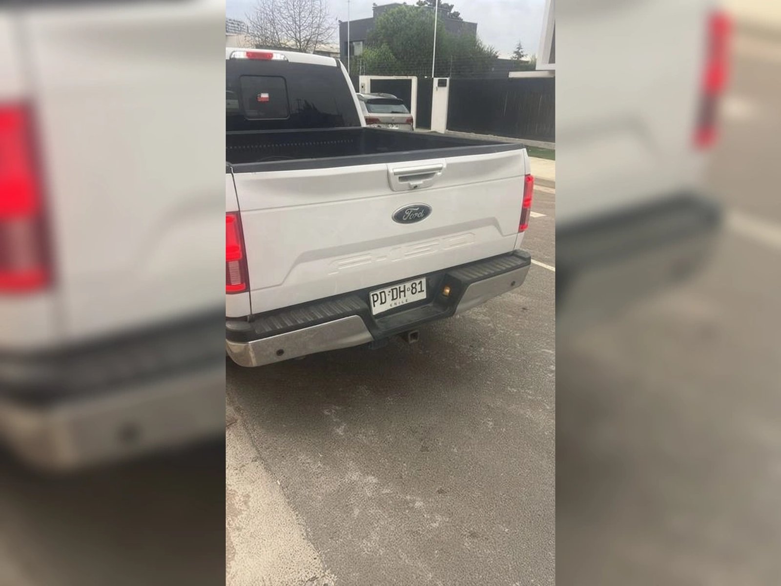 Ford F-150 LARIAT 4X4 5.0 AT 2020 - Foto 3 de 4