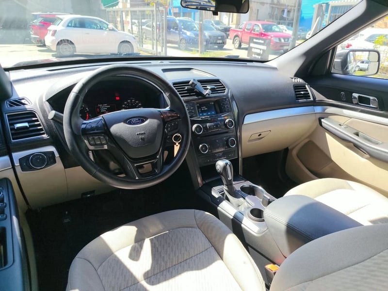 Ford EXPLORER 2.3 AT 2019 - Imagen 10 de 16