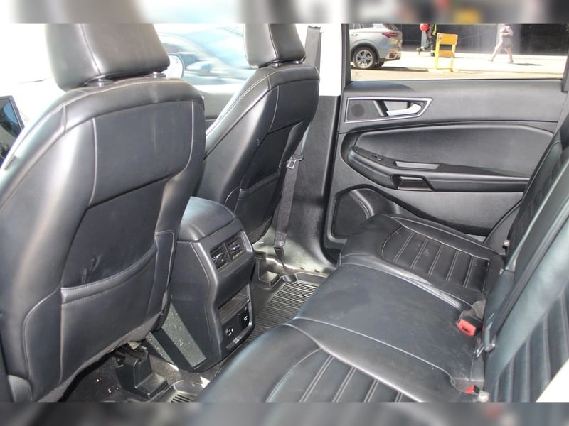 Ford EDGE 2.0 SEL ECOBOOST AWD AT 5P 2023 - Imagen 6 de 8