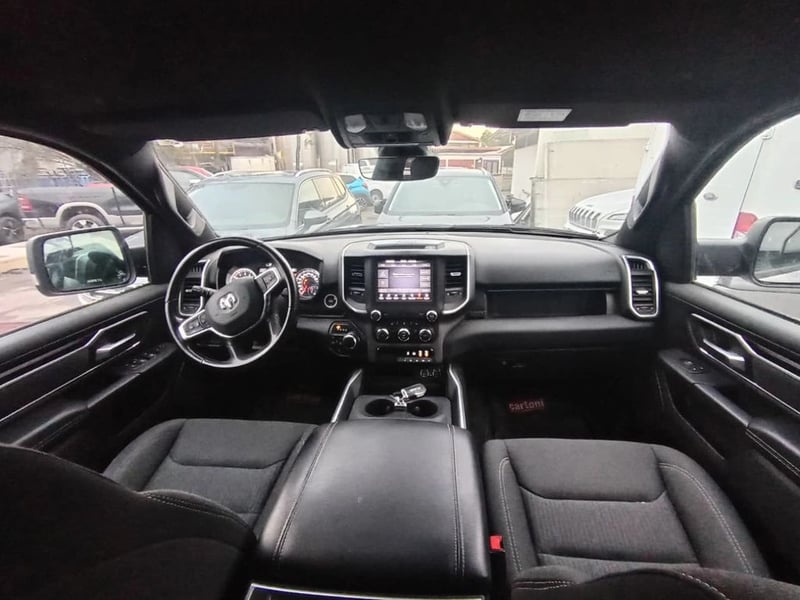 RAM 1500 BIGHORN N.E 3.6 V6 MILD HYBRID 305 HP 4X4 AT 2022 - Imagen 8 de 9