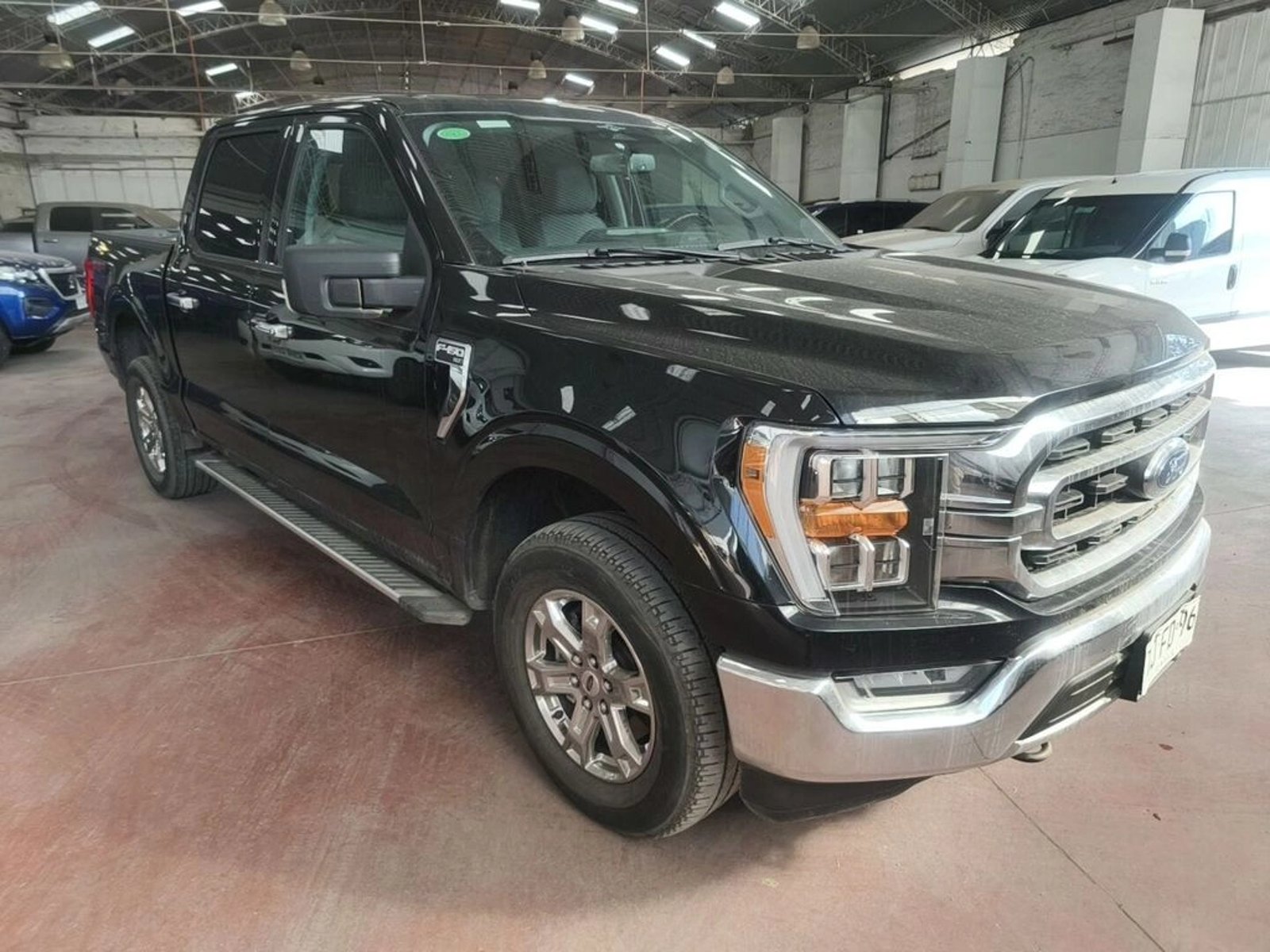 FORD F-150 XLT 4X4 5.0 AUT 2024 - Imagen 3 de 17