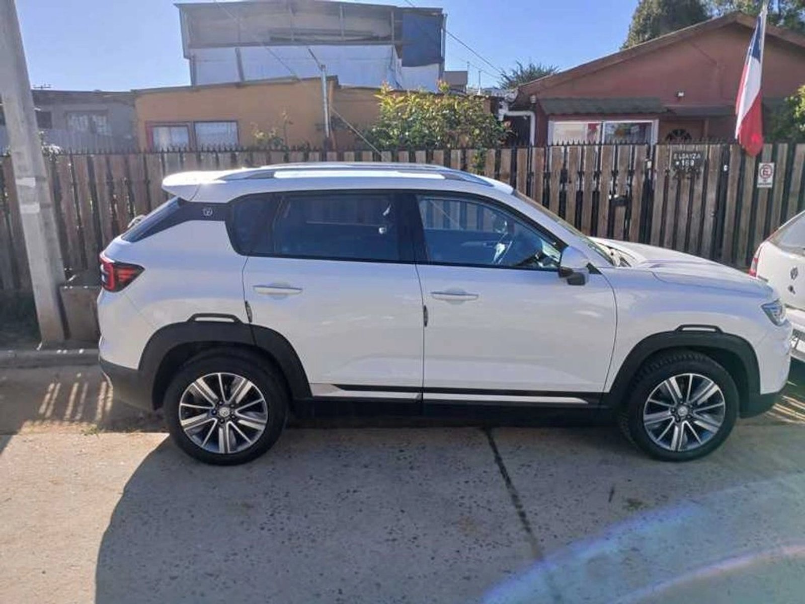Changan CS35 LUXURY 1.6 2022 - Foto 3 de 5