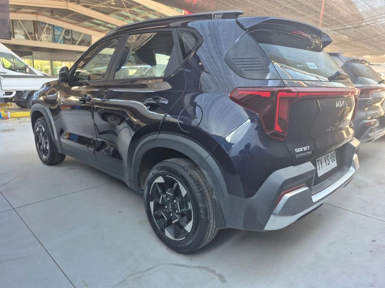 Kia SONET EX 1.5L 6MT (2373) 2025 - Foto 3 de 10