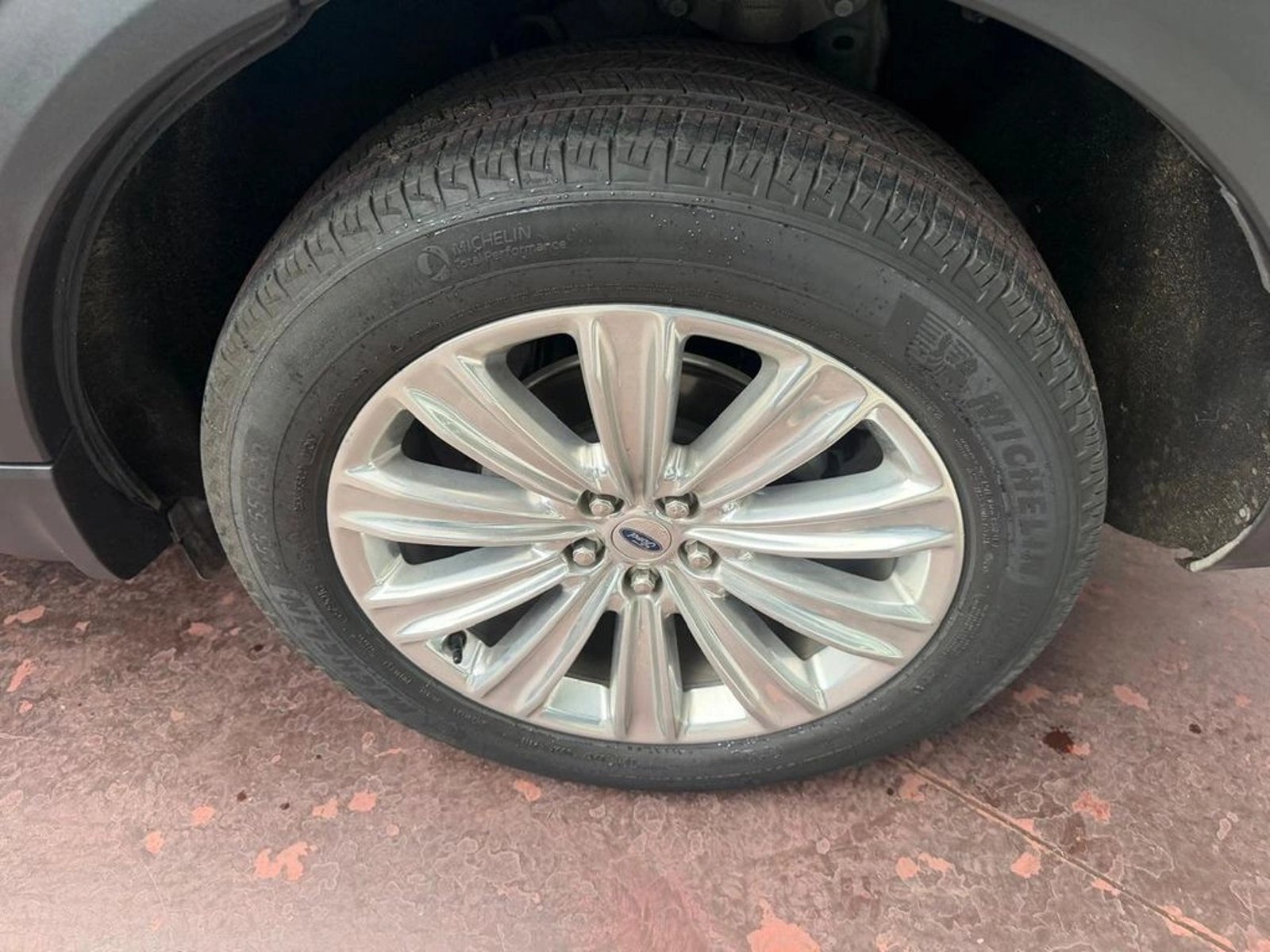 Ford EXPLORER 2.3 ECOBOOST LIMITED 4X4 AT 5P 2020 - Imagen 9 de 15
