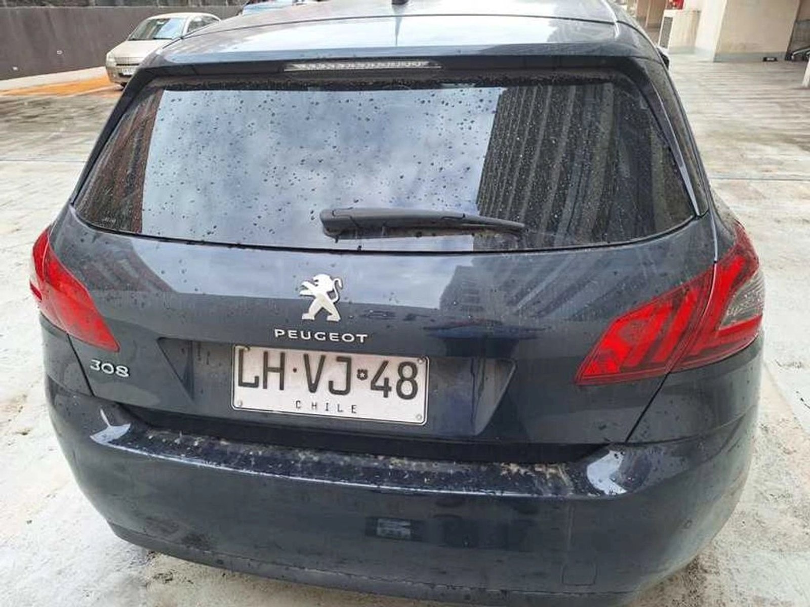 Peugeot 308 Allure Pack BlueHDi 130 EAT8 2019 - Foto 2 de 5
