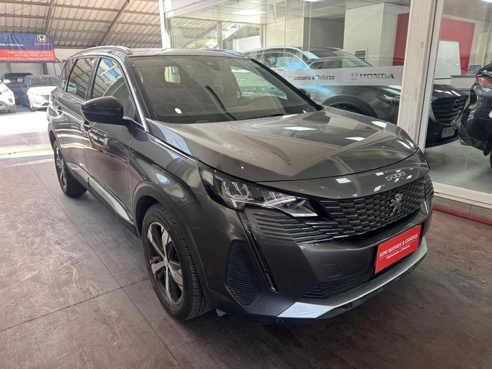 Peugeot 5008 Allure 1.6 THP 165HP EAT6 2024 - Foto 3 de 12