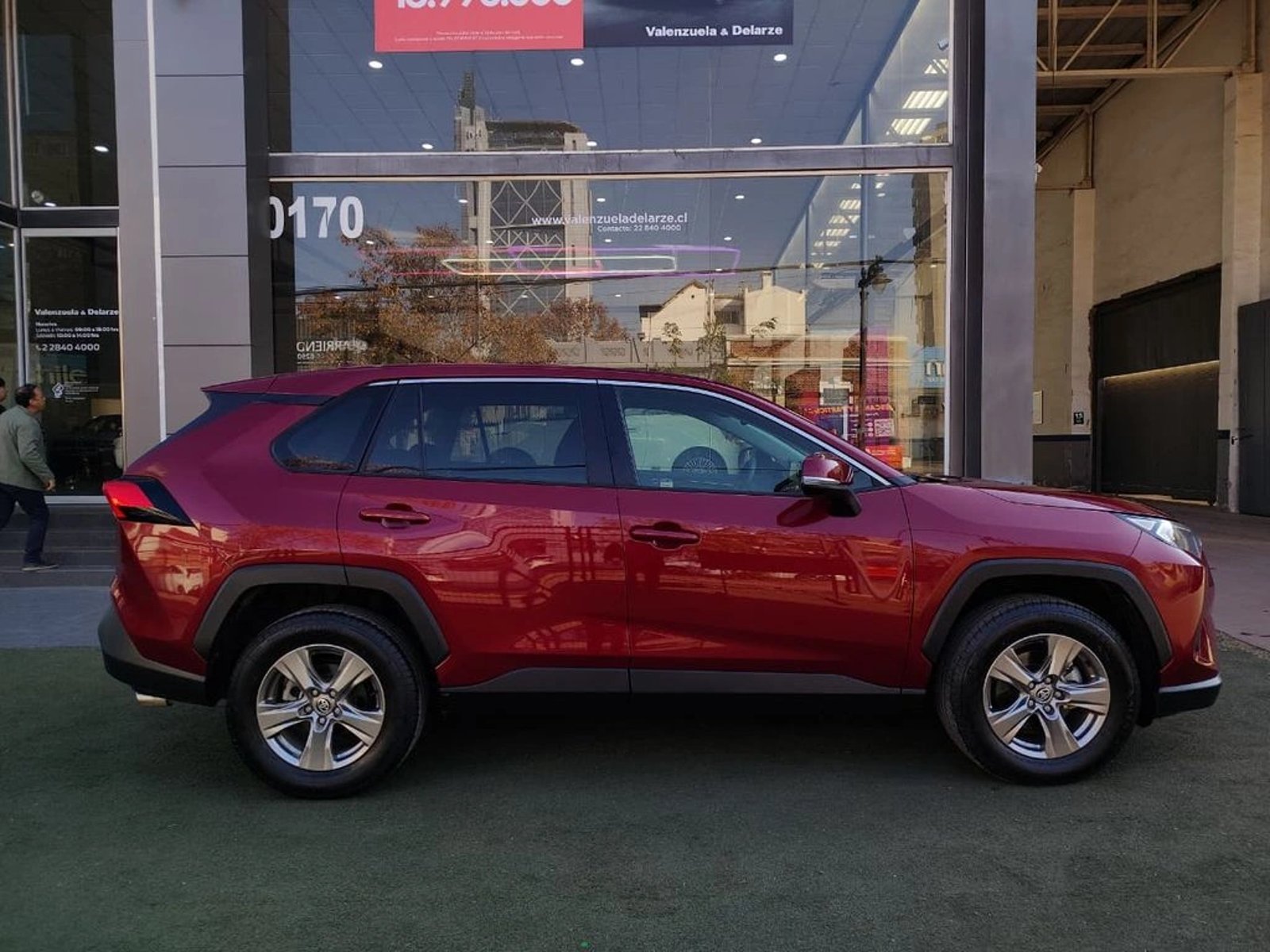 Toyota RAV4 2.0 AUT 2025 - Imagen 5 de 17