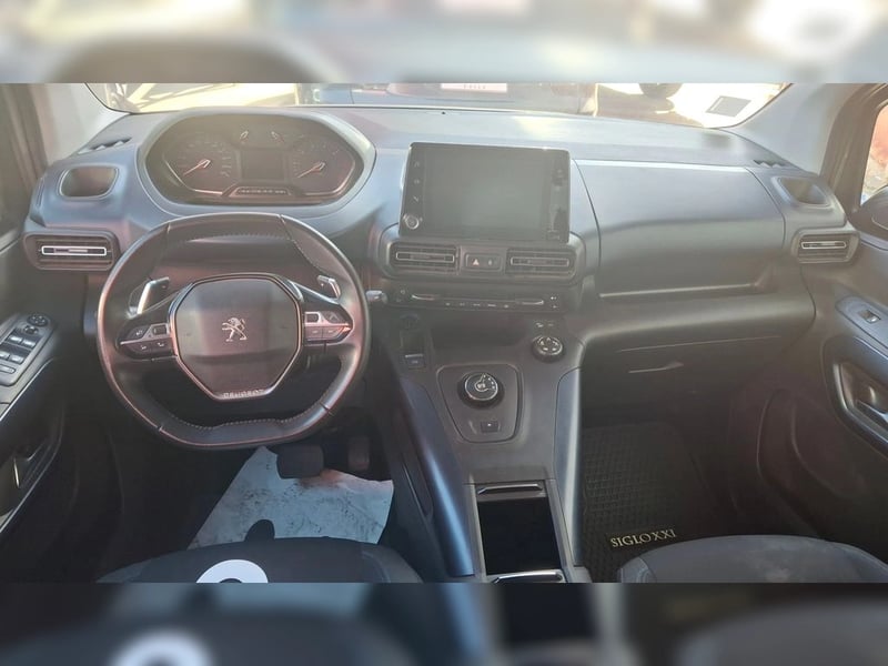 Peugeot RIFTER Allure Puretech 130 EAT8 2022 - Imagen 12 de 12