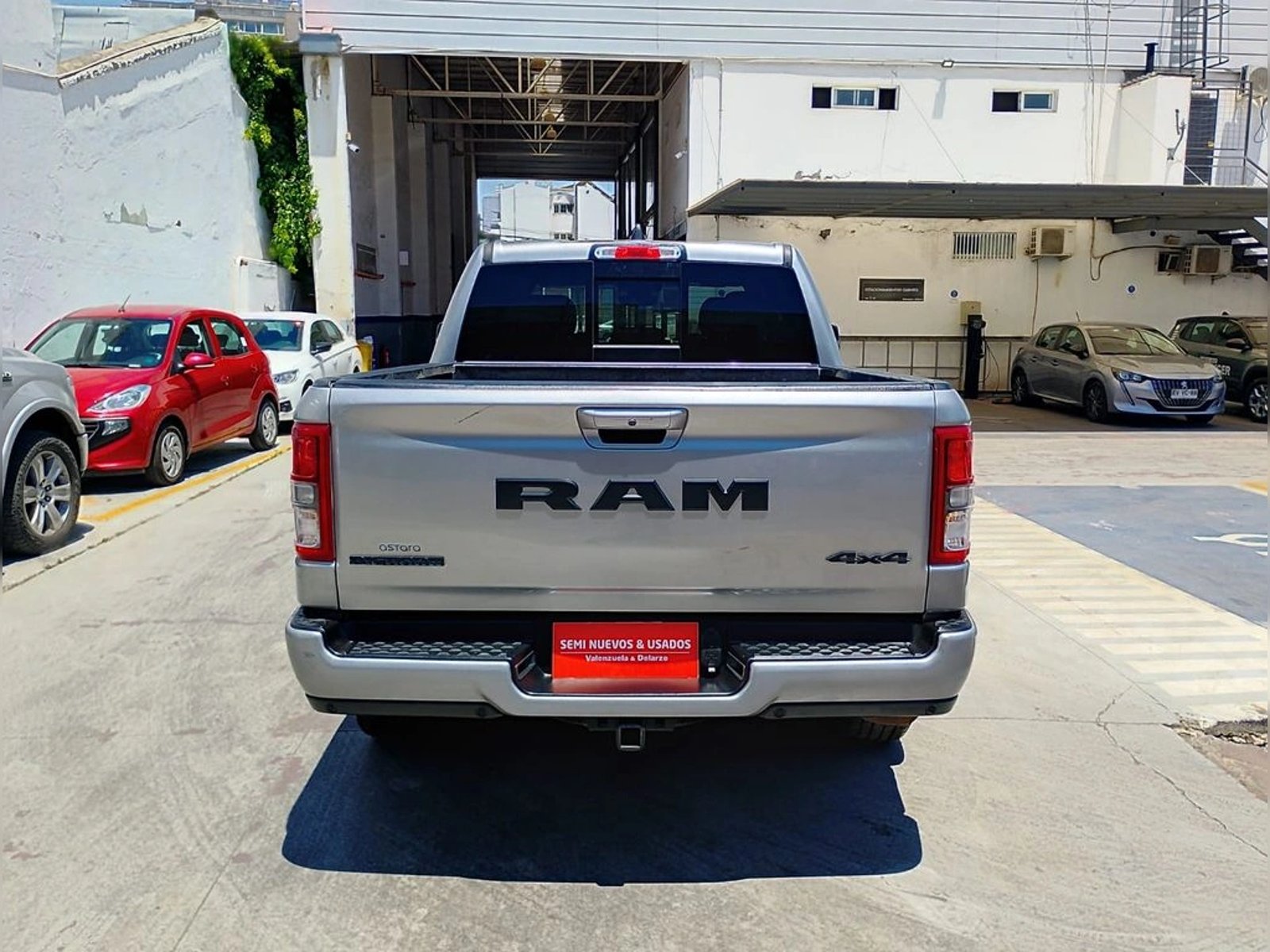 RAM 1500 3.6 BIG HORN E-TORQUE 4X4 CREW CAB AT 4P 2023 - Foto 5 de 15