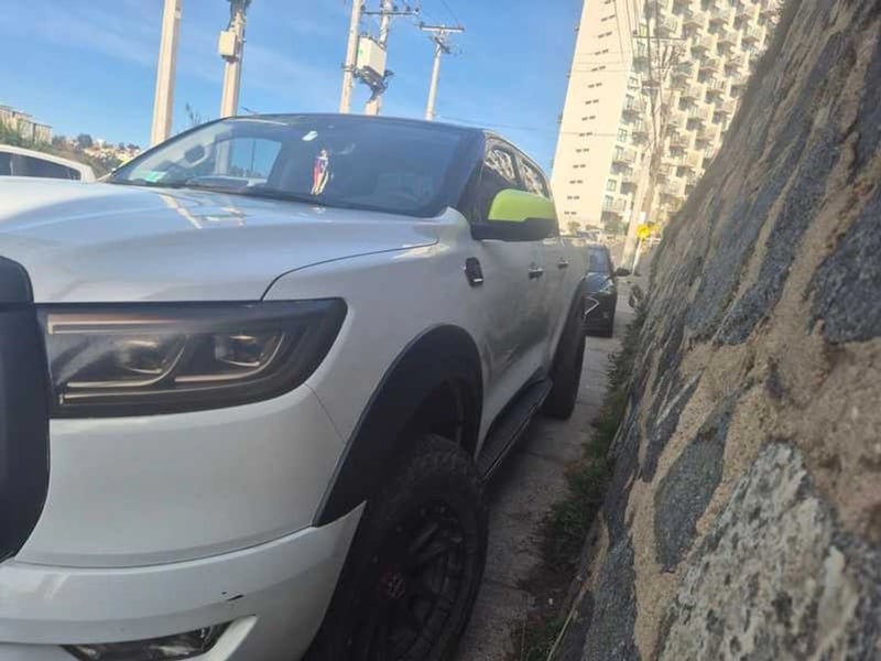 Great Wall POER ELITE 4X4 2.0 AUT 2022 - Imagen 3 de 5