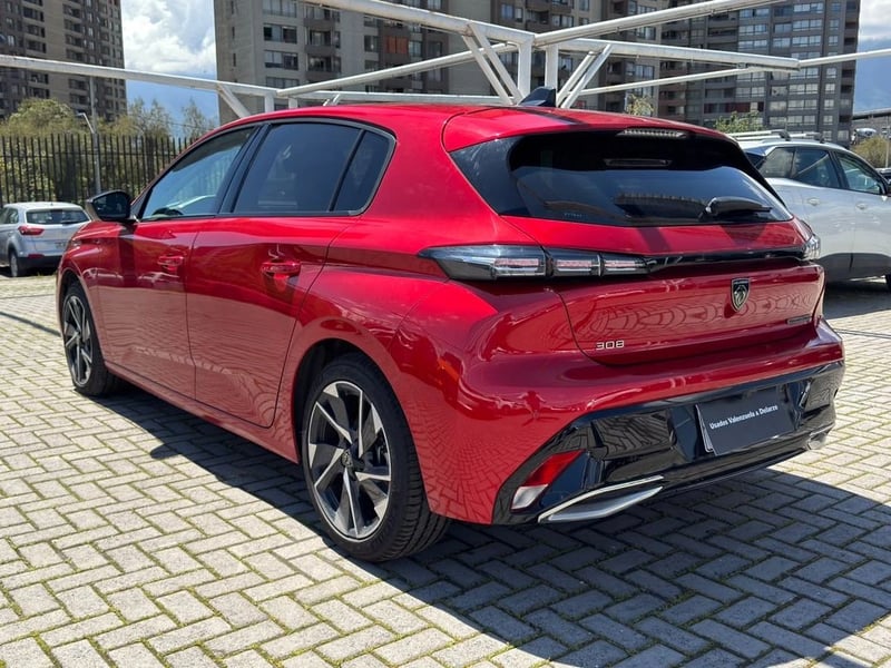 Peugeot 308 Allure Hybrid 136hp AT 2026 - Imagen 7 de 18