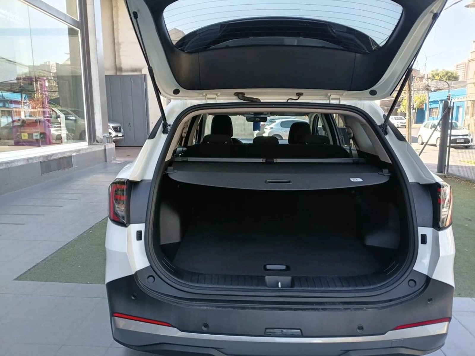KIA SPORTAGE LX 2.0T 8AT DSL (2422) 2026 - Imagen 9 de 20