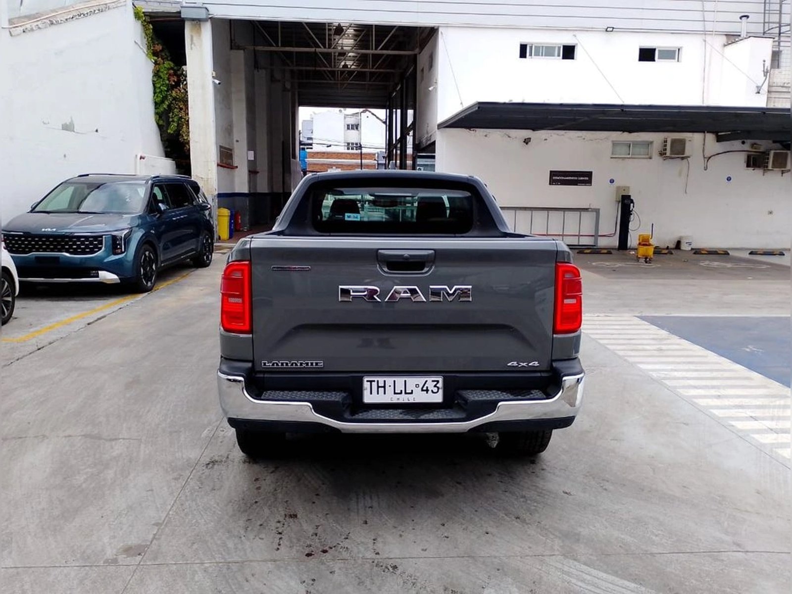 RAM RAMPAGE Laramie 2024 - Imagen 6 de 18