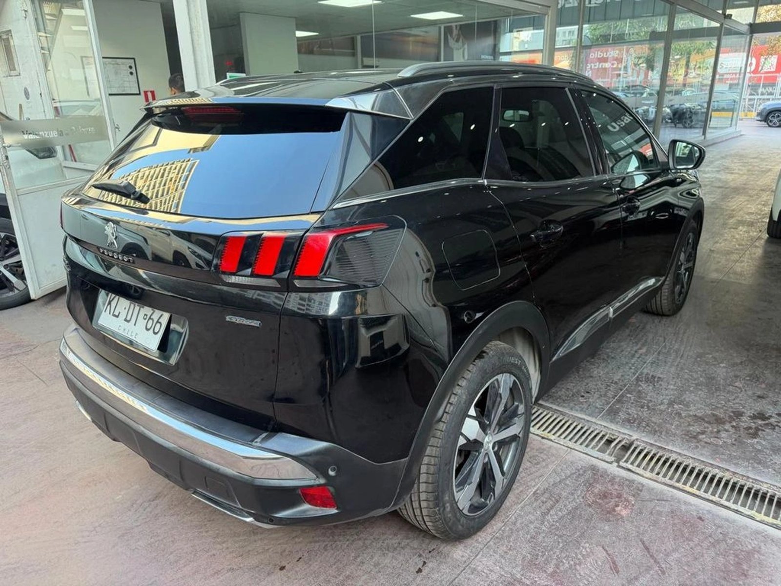 Peugeot 3008 GT-Line 1.6 THP 165HP EAT6 2018 - Foto 4 de 12