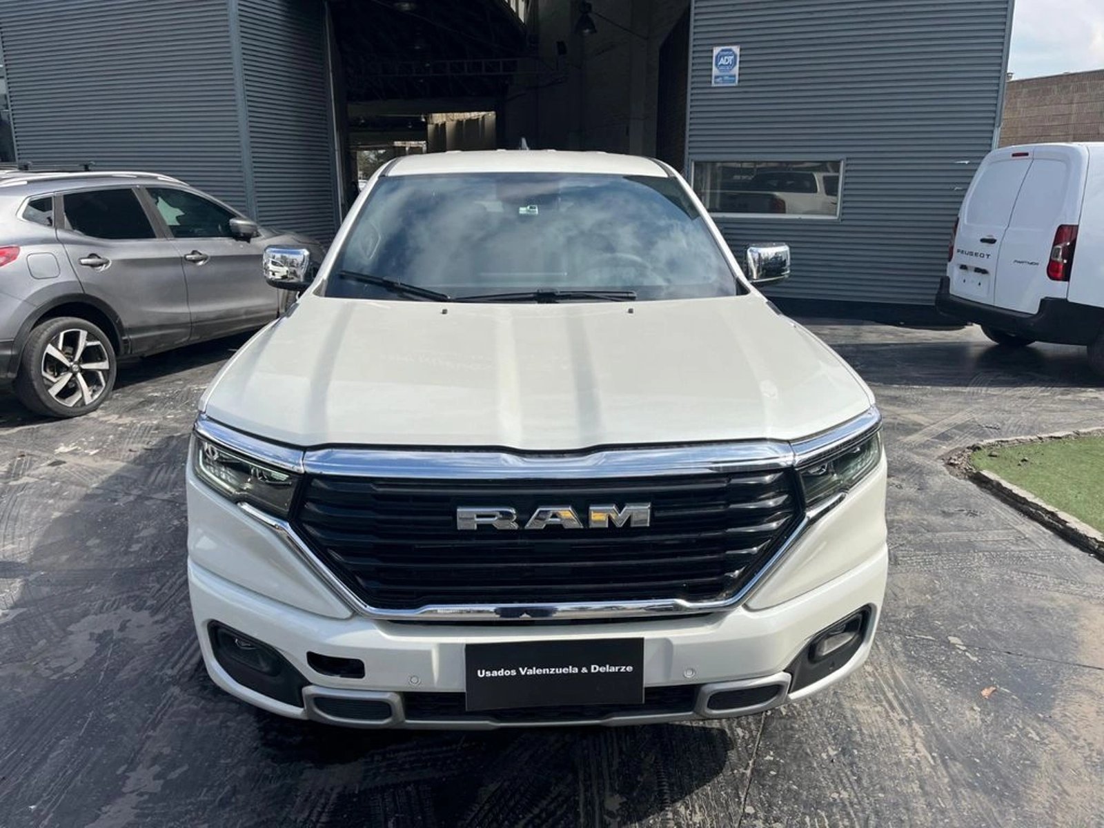 RAM RAMPAGE BIG HORN 2.2L TD 2026 - Foto 2 de 15