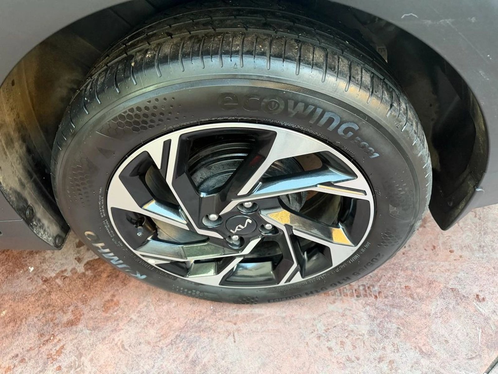 KIA K3 MPI 1.6 AUT 2024 - Imagen 8 de 17
