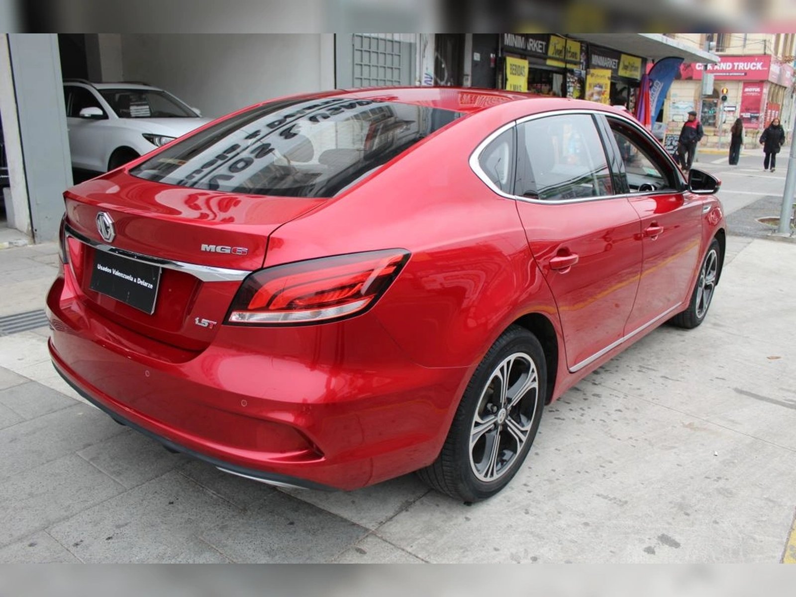 MG 6 DLX 1.5 AUT 2020 - Foto 4 de 10