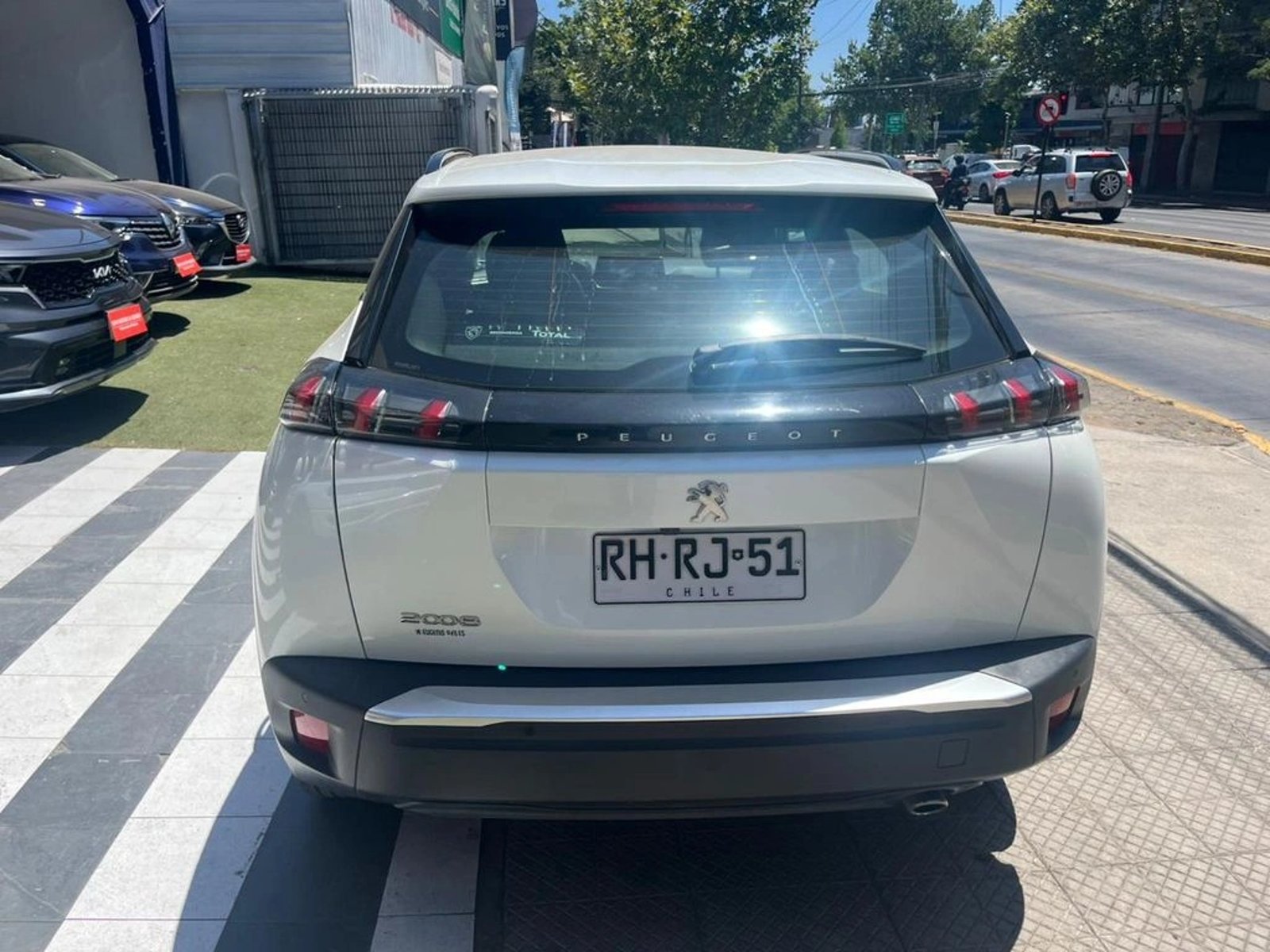 Peugeot 2008 Active Pack 2022 - Foto 5 de 16