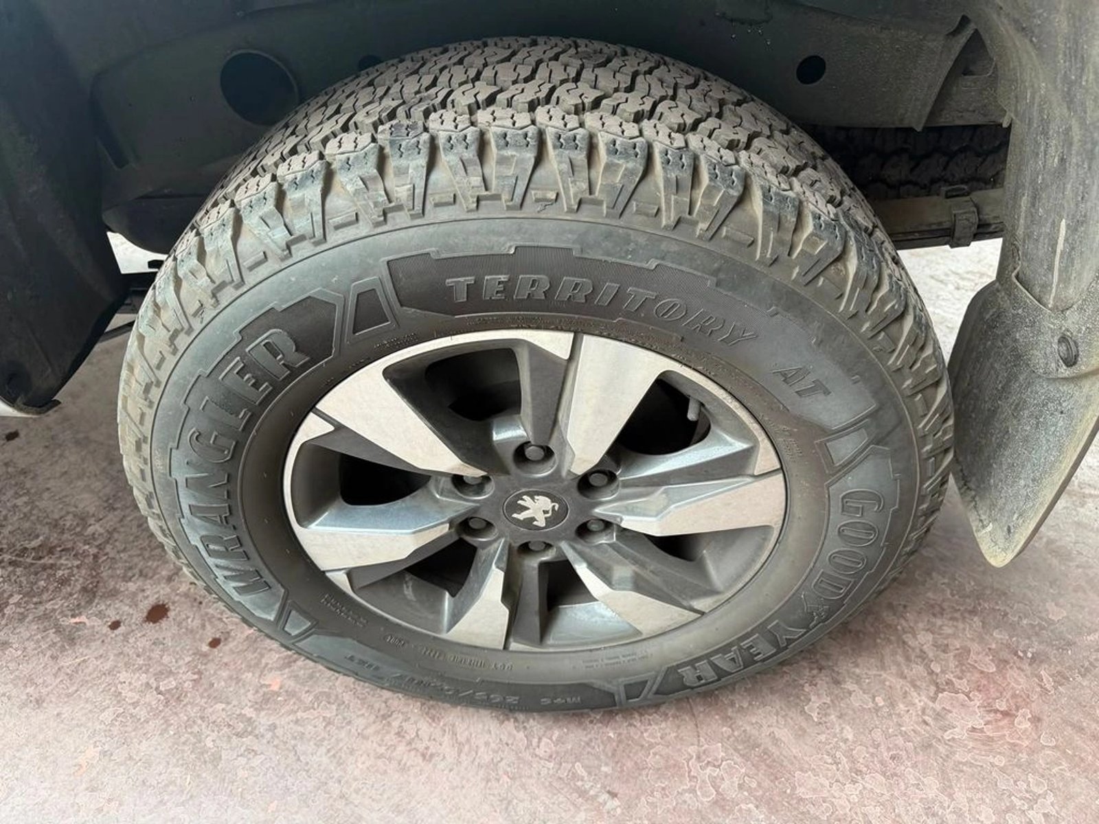 Peugeot LANDTREK Active BlueHDi 180 4x4 AT 2025 - Imagen 7 de 11