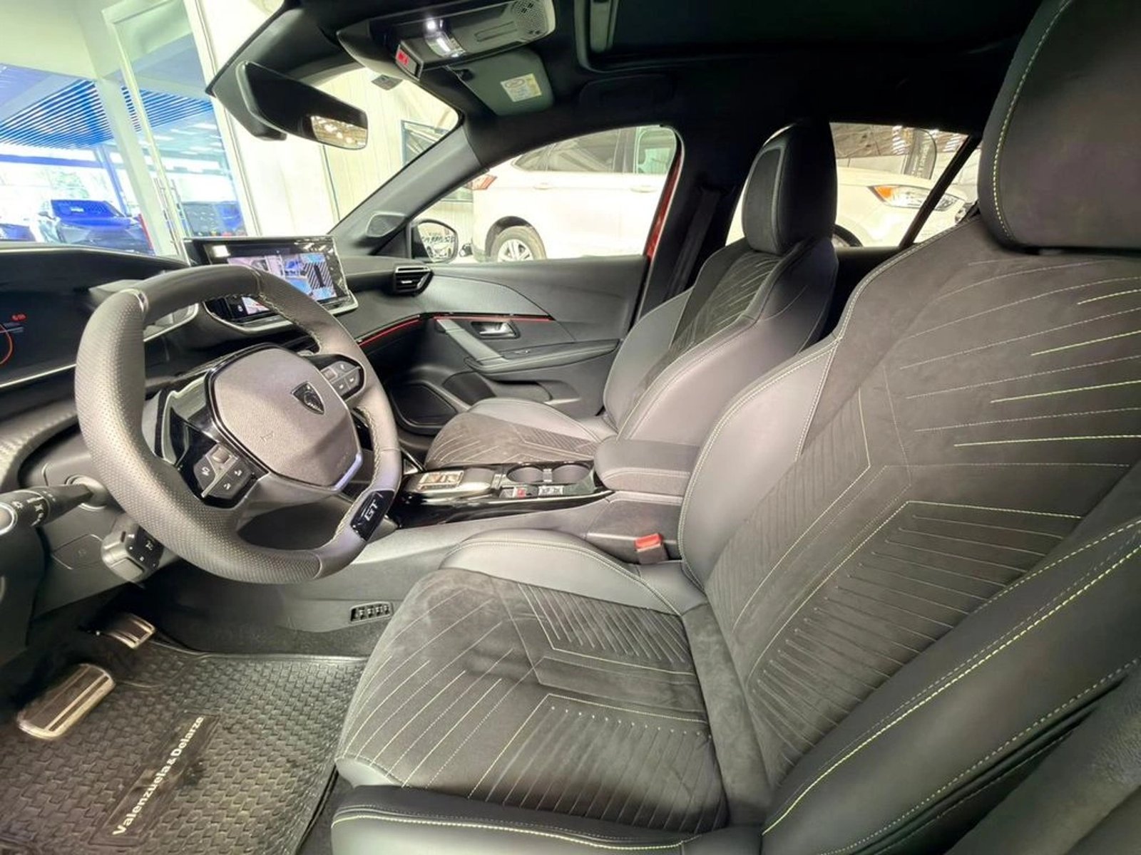 PEUGEOT 208 MCA GT EV 2026 - Imagen 10 de 17