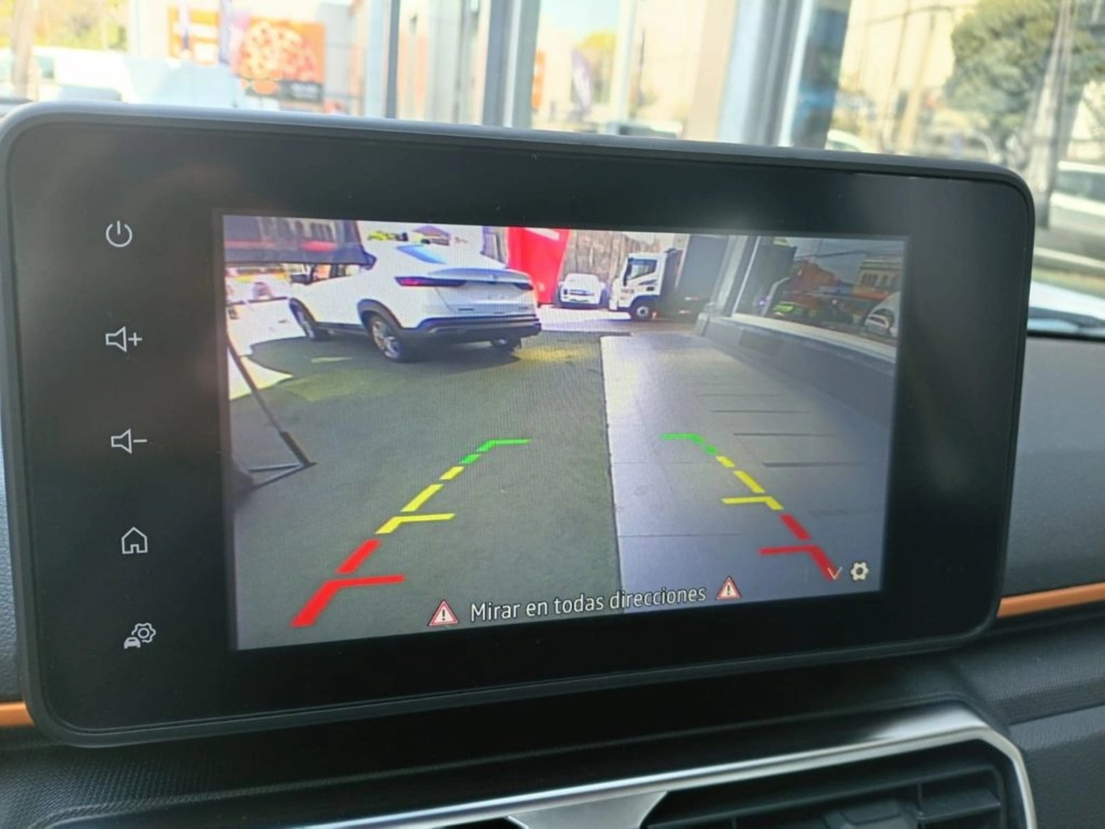 RENAULT Oroch 1.3 AUT 2023 - Imagen 17 de 20