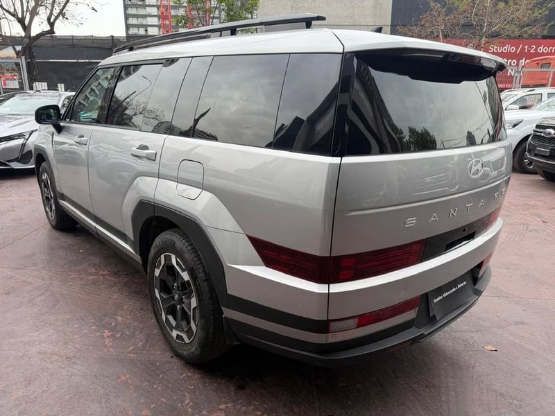 Hyundai SANTA FE MX5 GDI 2.5 AUT 2026 - Imagen 6 de 14