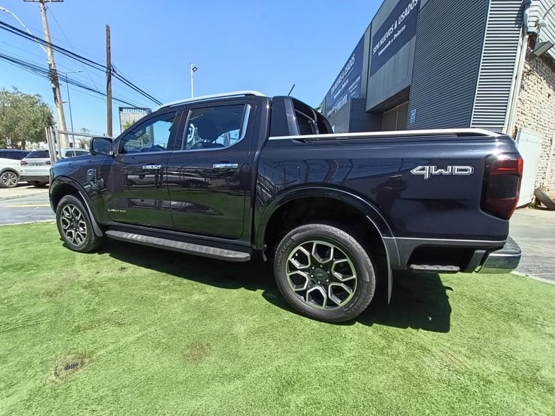 Ford RANGER Limited 4x4 3.0L AT 2024 - Imagen 6 de 17