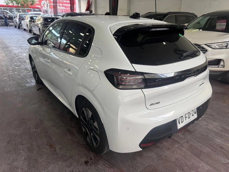Peugeot 208 ALLURE 2025 - Imagen 6 de 12