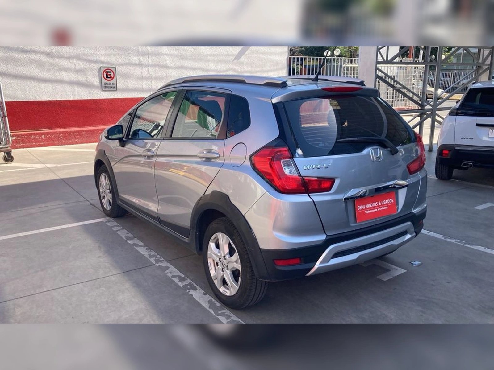 HONDA WR-V LX 2020 - Imagen 3 de 11