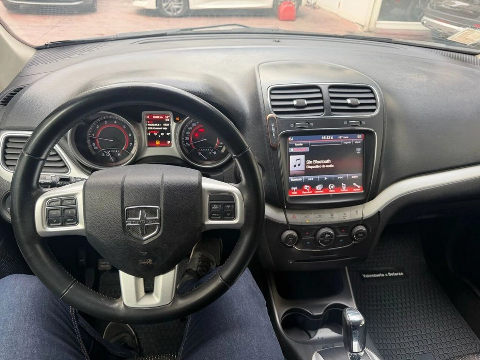 DODGE JOURNEY SE 2.4L AT 2019 - Imagen 10 de 16