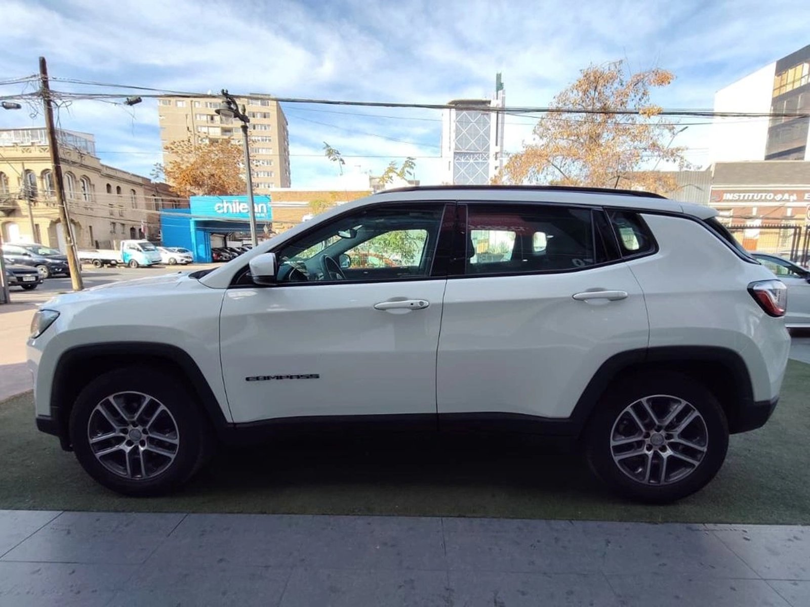 JEEP COMPASS Sport 2.4 2021 - Imagen 7 de 17