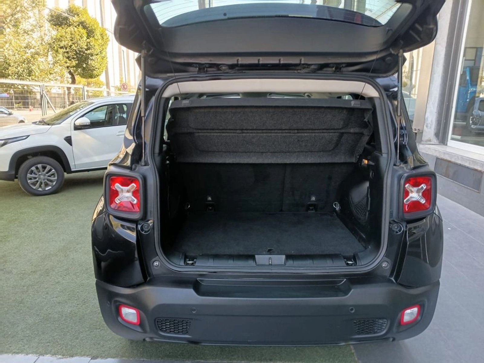 JEEP RENEGADE LX SPORT 1.7 2018 - Imagen 7 de 20