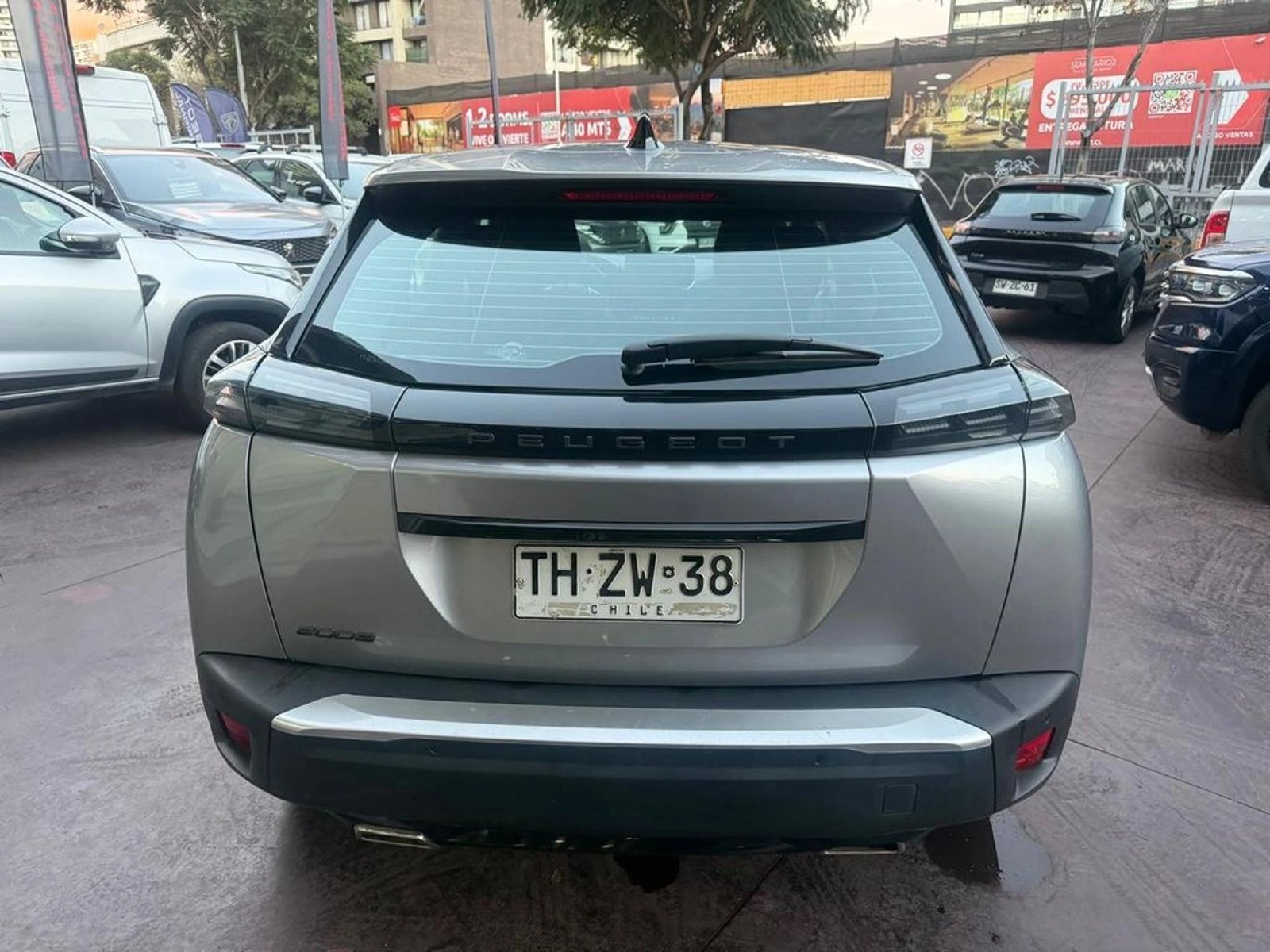 Peugeot 2008 Active Pack Puretech 130 2024 - Imagen 5 de 13