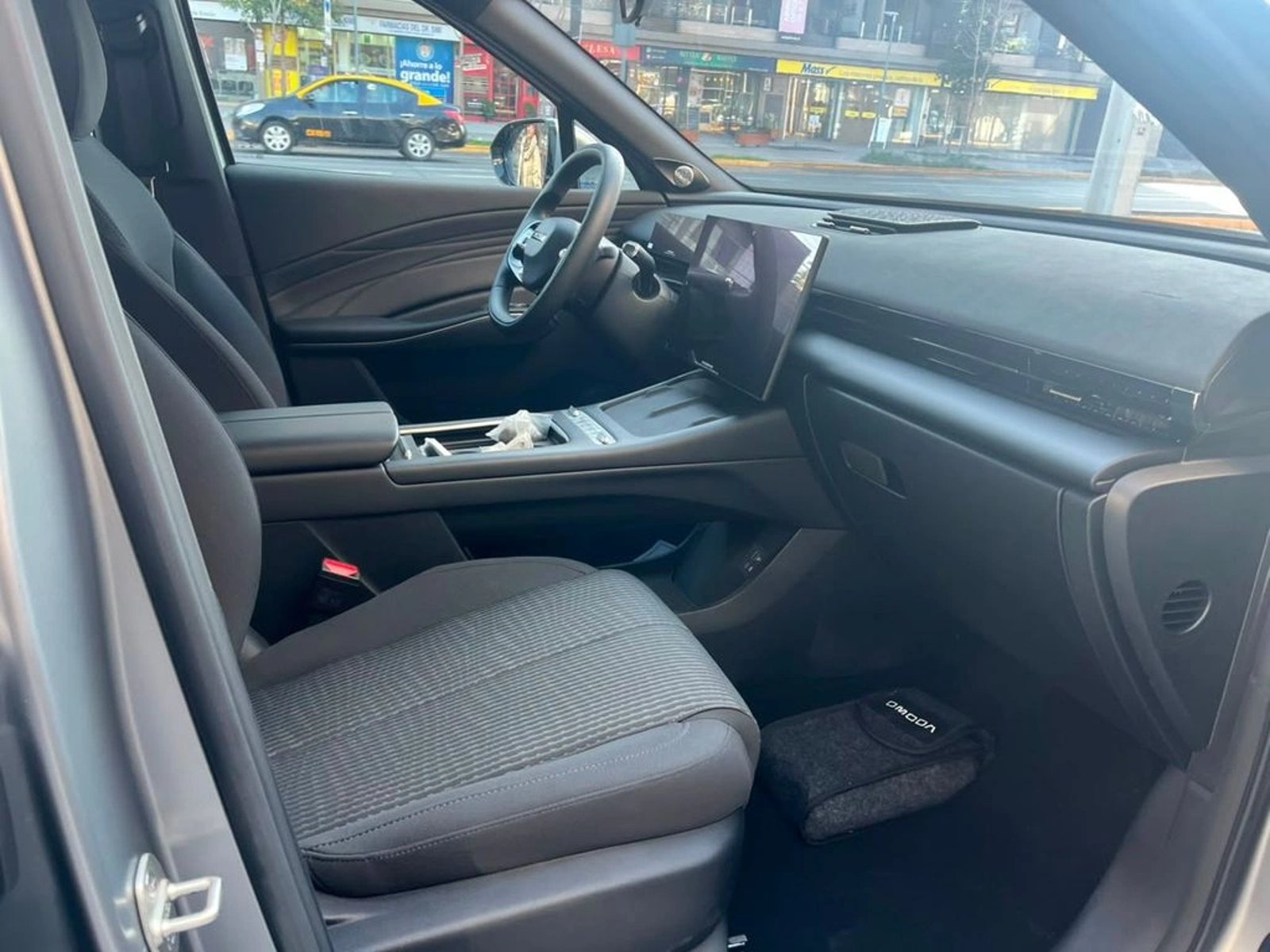 OMODA C7 1.6T 7DCT COMFORT 2026 - Imagen 11 de 15