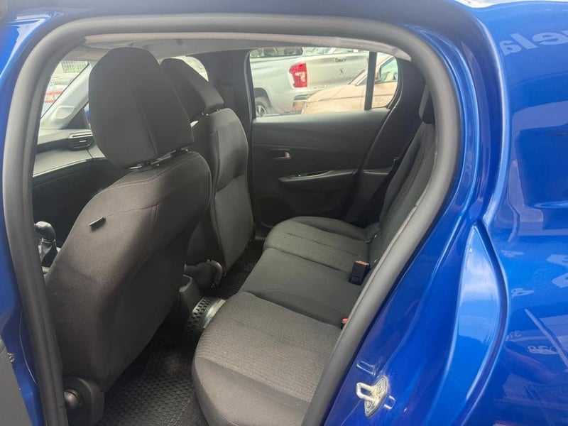 Peugeot 208 PURETECH 75 MT 1.2 2023 - Imagen 9 de 12