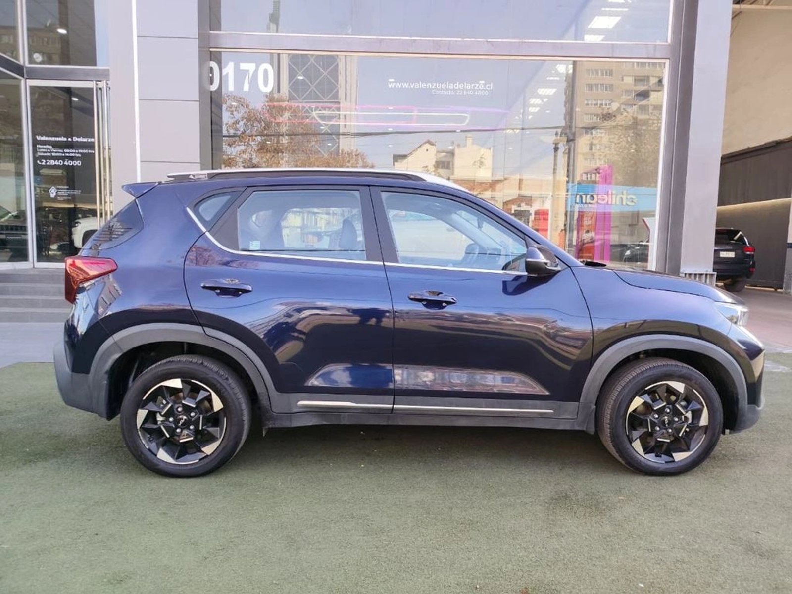 Kia SONET EX 1.5L 6MT FULL(2111) 2024 - Imagen 4 de 17