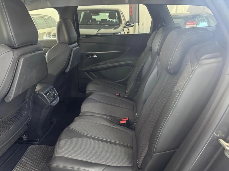 Peugeot 5008 Allure Pack 2022 - Imagen 10 de 13